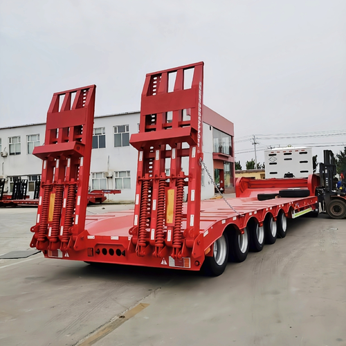 ENGINEERING TRANSPORT SEMI-TRAILER